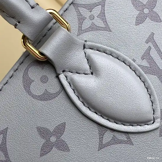 ONTHEGO PM-25*19*11.5cm LOUIS VUITTON 0520